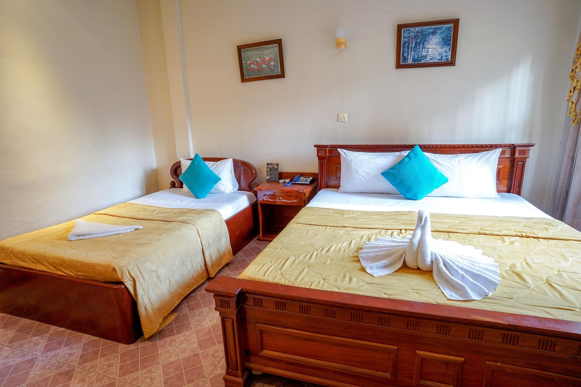 Royal Hotel Баттамбанг Екстер'єр фото