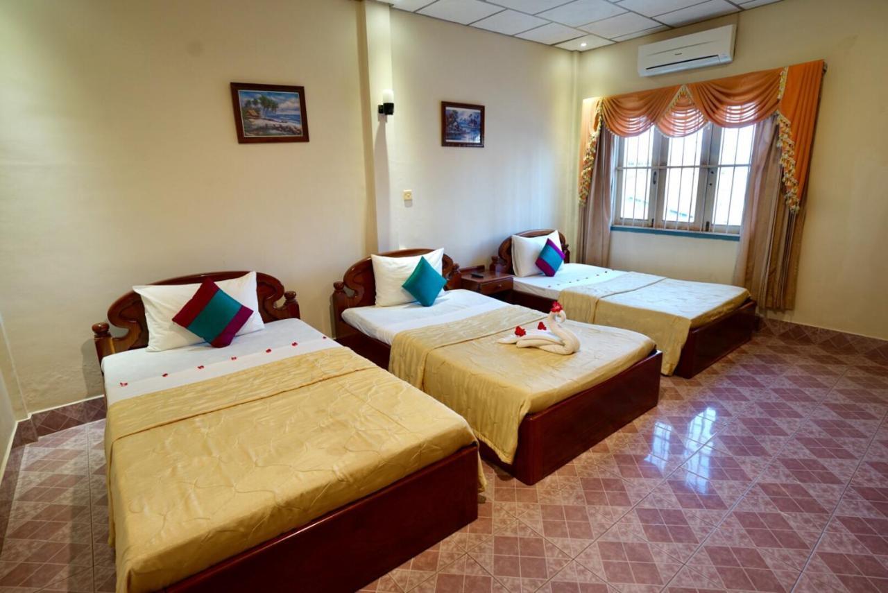 Royal Hotel Баттамбанг Екстер'єр фото